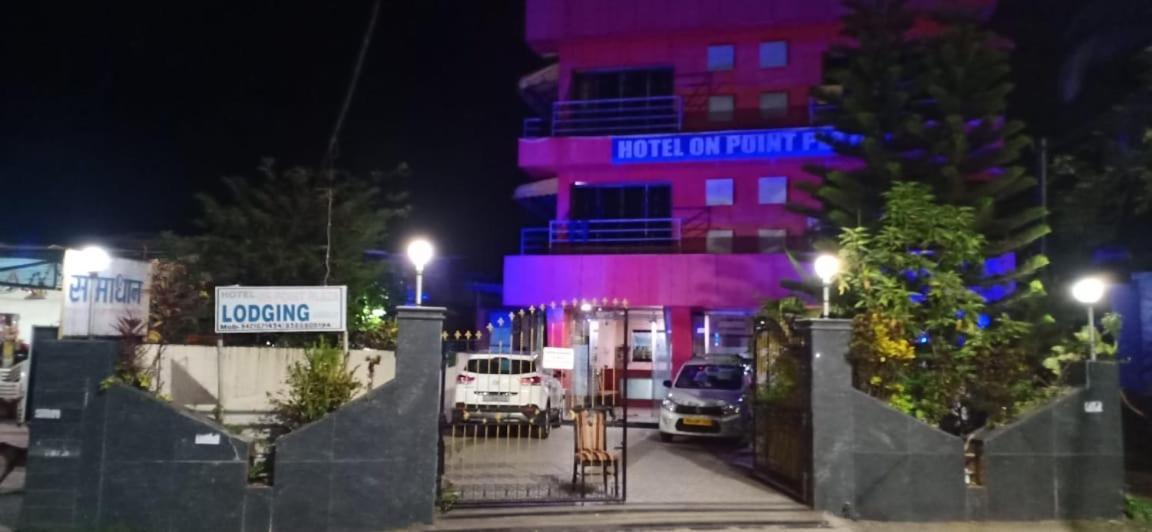 Bed and Breakfast On Point Plaza Муруд Экстерьер фото