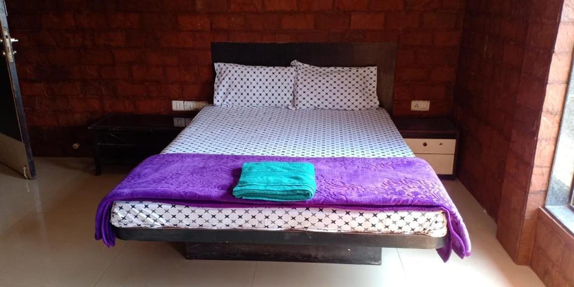 Bed and Breakfast On Point Plaza Муруд Экстерьер фото