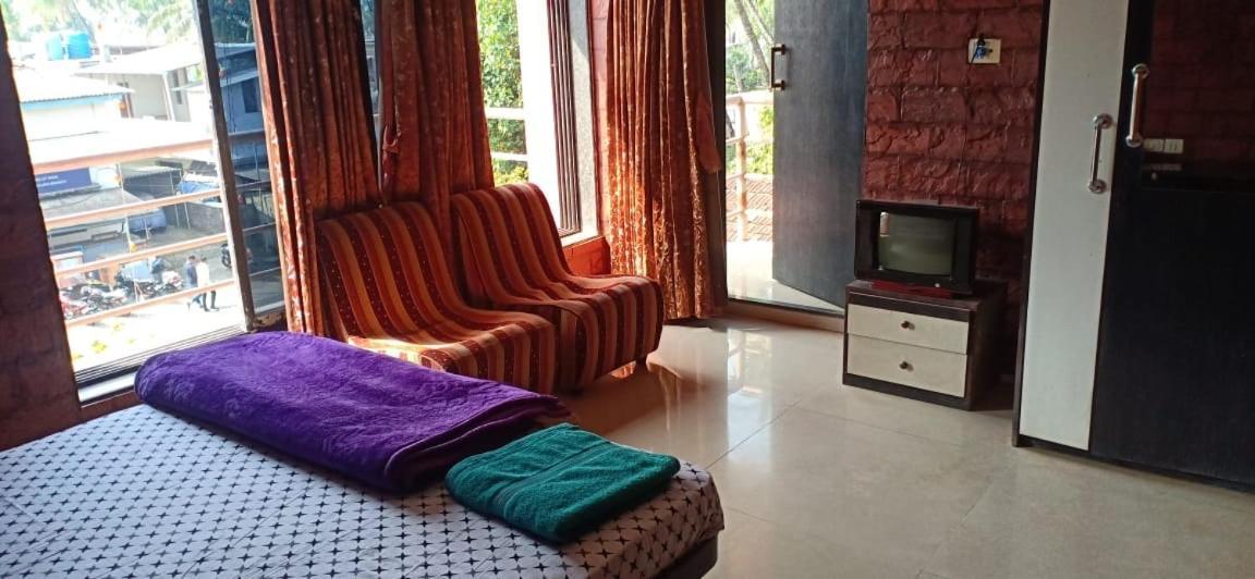 Bed and Breakfast On Point Plaza Муруд Экстерьер фото