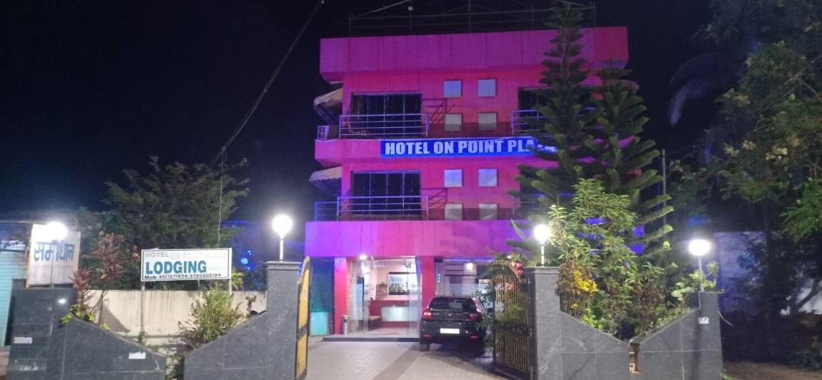 Bed and Breakfast On Point Plaza Муруд Экстерьер фото