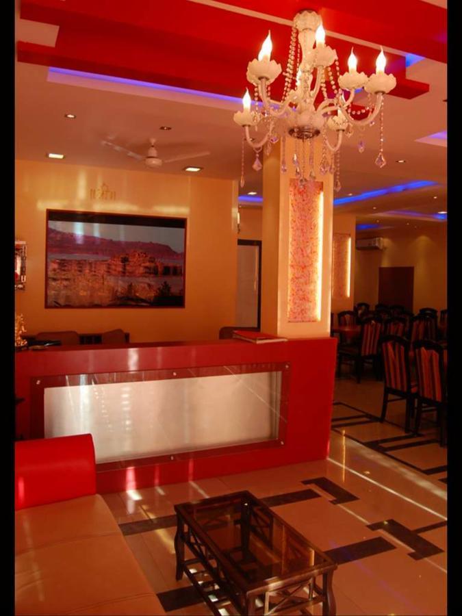 Bed and Breakfast On Point Plaza Муруд Экстерьер фото
